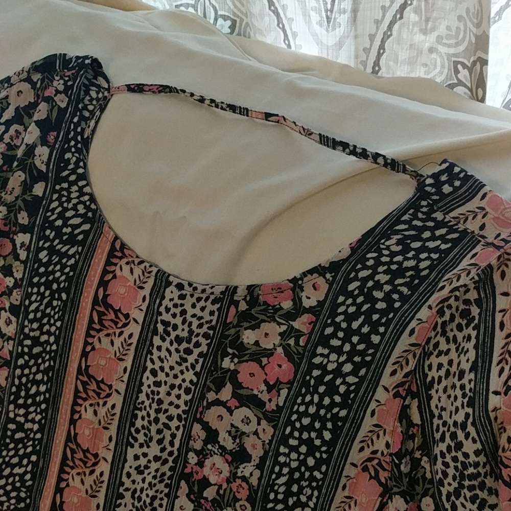 Billabong summer dress medium - Picture 2 of 4